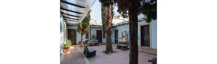 Lodi Aparthotel 4*