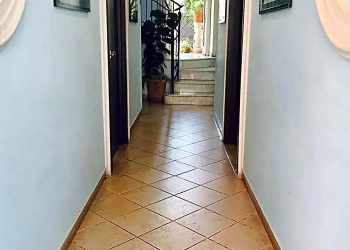 Lodi Aparthotel 4*