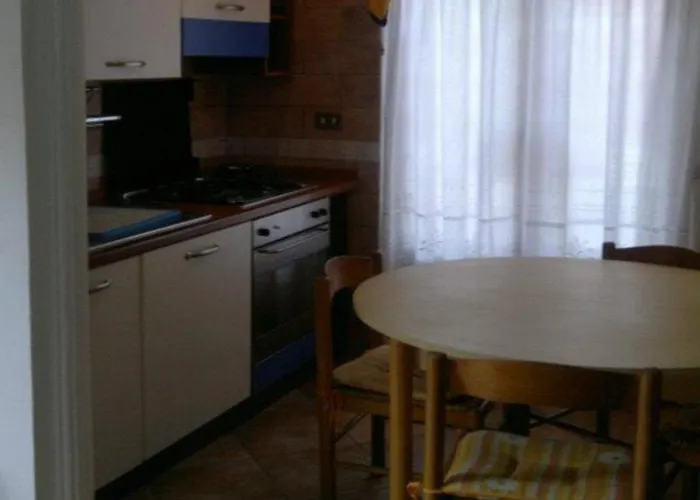 Aparthotel Lodi 4*